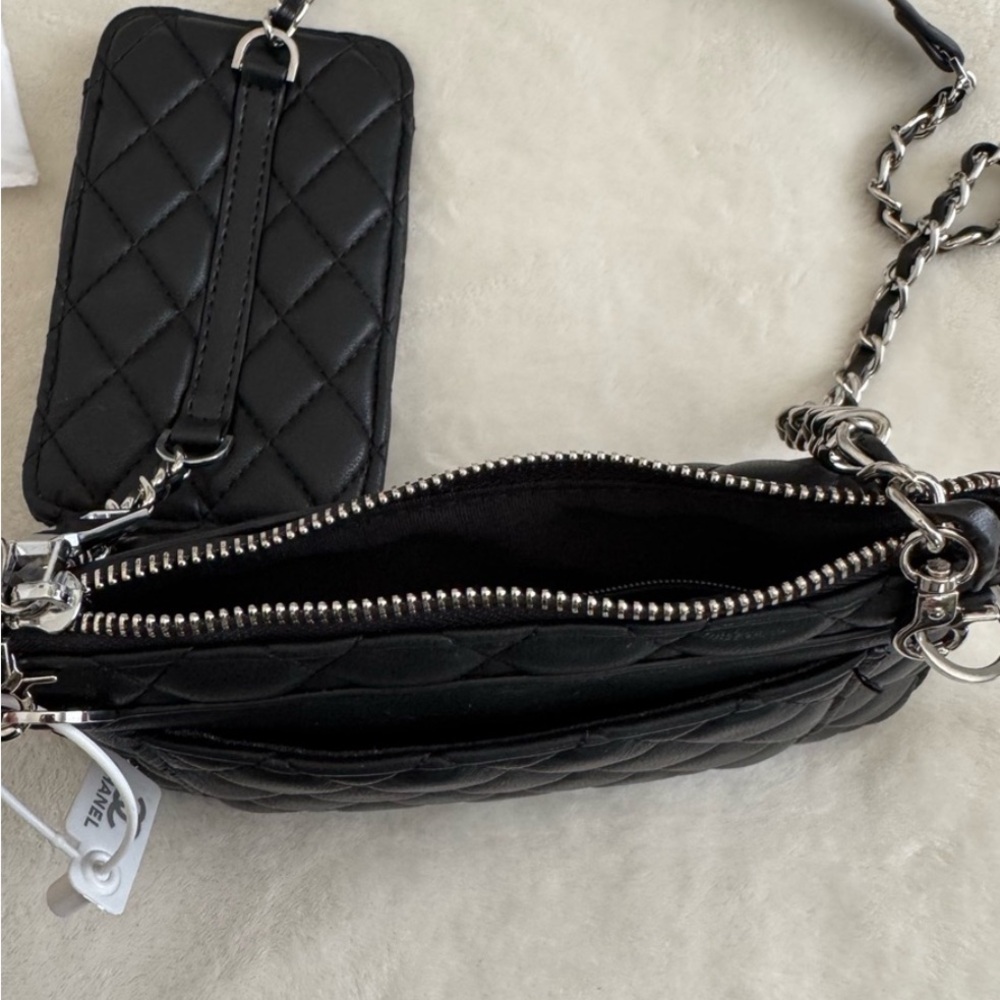Black Quilted Crossbody Bag Duo - Picture 6 of 10